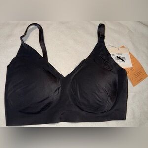 True & Co. Black Wireless Bra
